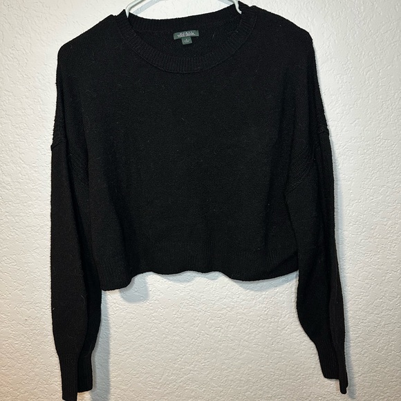 Wild Fable Black Crew Neck Sweater - Picture 2 of 3